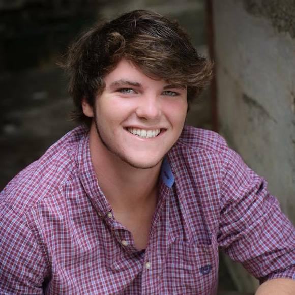 Meet your Posher, Lucas - Picture 1 of 1